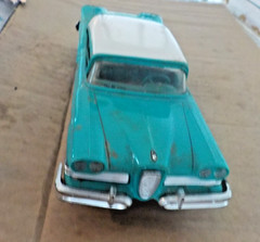 VINTAGE AMT 1958 FORD EDSEL 2 DOOR HARD TOP PROMO CAR MODEL 1/25