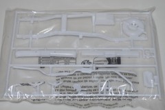 REVELL 1979 JEEP J-10 PICKUP 14568 ⭐PARTS⭐ CHASSIS +BUMPERS+MORE 1:25