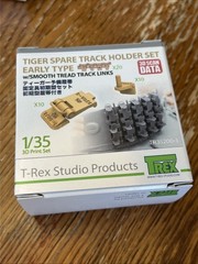 1/35 T-Rex #35200-1 Tiger Spare Track Holder Set Early Type Smooth