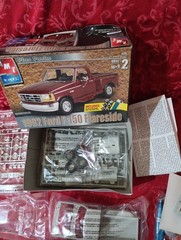 M20c Sealed parts AMT 1992 Ford F-150 Flareside Plus Packs 1:25 Model Kit #31945