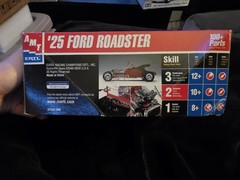 AMT ‘25 Ford Roadster 1/25 Scale Model Kit #31223 Complete In Box Unopened Bags