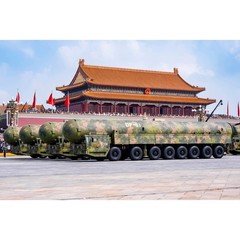 1/72 Hobby Boss DF-61 ICBM Static Plastic Model DIY KIT 82964 Military Display