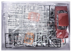 Brisa Old Vintage Car 1:24 KIA Classic Vehicle Model Kit Academy Diorama #15617
