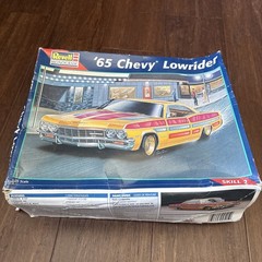 M22A Factory Sealed Revell 1:25 1965 Chevy Impala Coupe Lowrider Model Kit