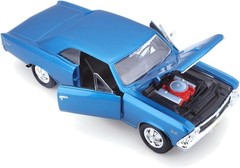Multicolor 1:24 Chevy Chevelle SS 396 Model Car – Die-Cast with Opening Doors