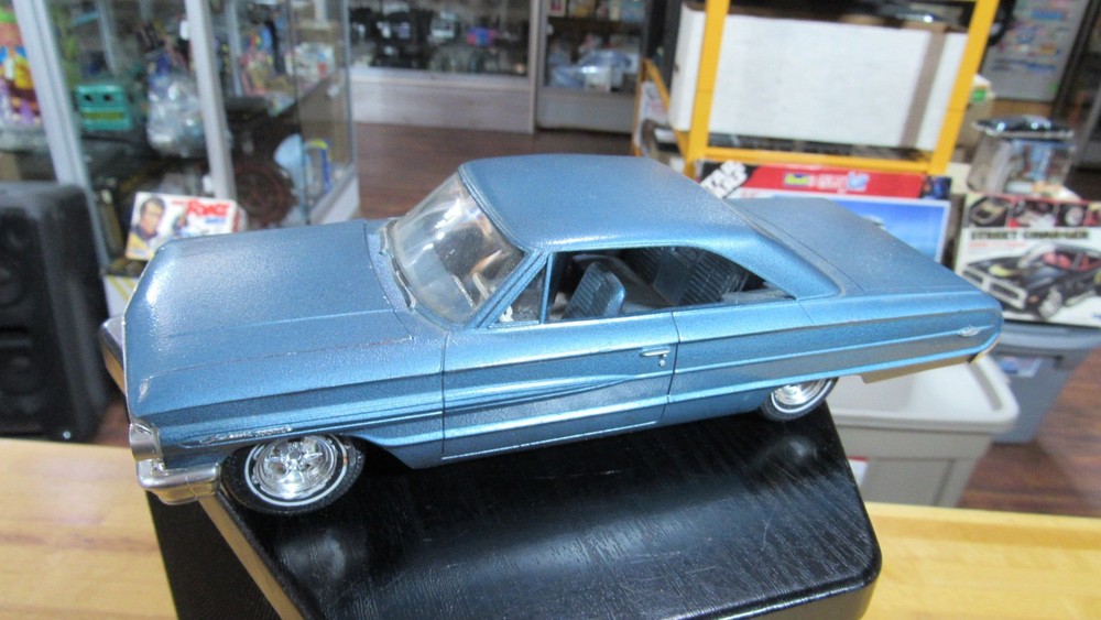 AMT 6124-200 Original Gene Winfield 1964 Ford Galaxie 500 Xl Hardtop BUILT UP