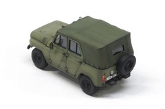 Camel Model Assembly Kit UAZ-469 1/72 Jeep Four-Wheel Drive SUV w/water Stickers