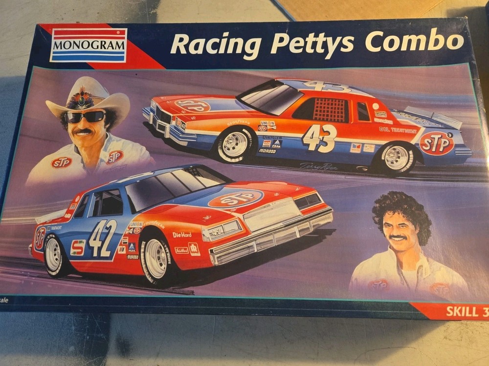 NEW Monogram 6389 Racing Pettys Combo 1/24 Scale Model Kit SEALED Parts New