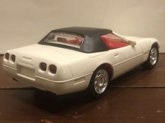 1992 Chevrolet Corvette 1 MILLIONTH Special Ed Dealer Promo Car 1:25 AMT / ERTL