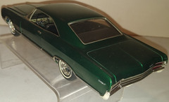 1966 BUICK WOLDCAT 2 DOOR HARDTOP PROFESSIONAL BUILT SCREW MODEL KIT