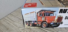 AMT AUTOCAR DC9964B TANDEM AXLE TRUCK MONOTONE DUMP BODY MODEL KIT – NEW SEALED