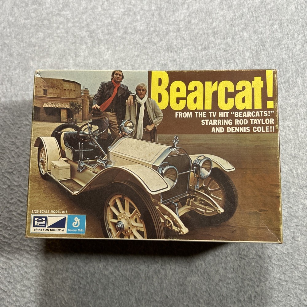 Vintage MPC Bearcat! 1/25 Model Kit UPRM