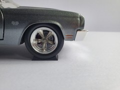 16x Chocks Tire Cradles 1/24 & 1/18 Scale Diecast Model Car Truck Garage Display