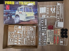 AMT FORD C-900 TILT CAB TRUCK TRACTOR ORIGINAL 1972 ISSUE 1/25 COMPLETE SR