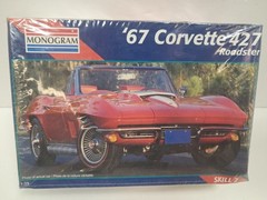 Monogram 1/25 – 67 CORVETTE 427 ROADSTER – Model Kit – 2968 – New – 1995