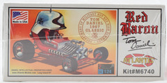 Atlantis Tom Daniel Red Baron Show Rod W/ Trading Card 1:24 Model Kit M6740