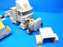 Vintage Model Trucks – Big Rig – 18 Wheelers – (2) For Parts