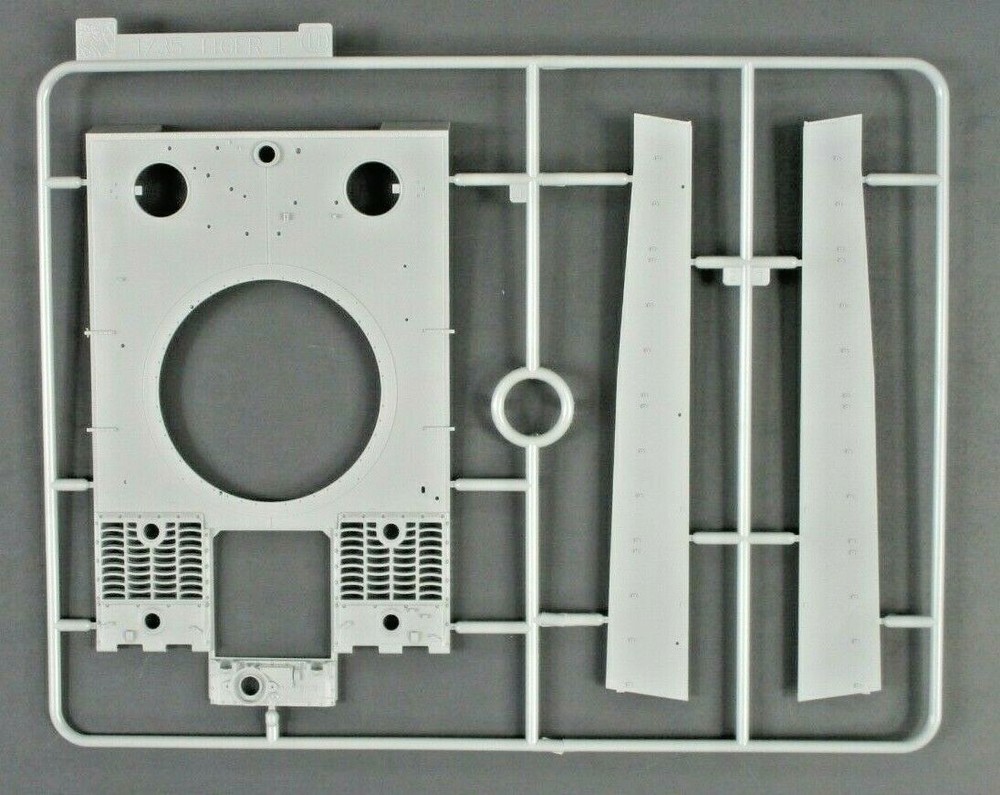 Dragon 1/35 Scale Tiger I Mid-Prod Otto Carius Parts Tree U from Kit No. 6888