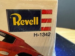 REVELL HEAVY HUGGER CHEVROLET CAMARO Z28 – 1:25 FUNNY CAR MODEL KIT – NEW SEALED
