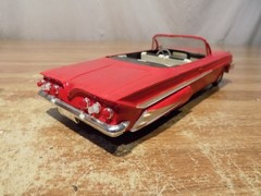 SMP 1961 CHEVY IMPALA CONVERTIBLE MODEL CAR VINTAGE AMT MPC