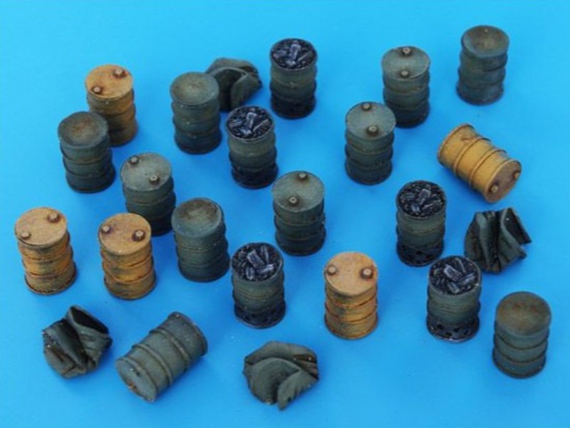 1/72 Scale Die-Cast Resin Model Assembled Kit Barrels Accessories Set