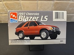 AMT/ERTL, 1997 Chevrolet Blazer LS 4×4, 1/25, Kit #8981 !!SEALED INSIDE!!