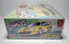 AMT Snapfast Slammers 1998 Chrysler Concorde Street Heat Model Kit 16 Parts