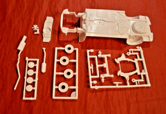 AMT 1991 Chevy Beretta GTZ Chassis 1/25