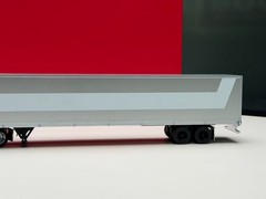 1:64 596 HEC G1 Freightliner Container Truck Tractor Model Diecast Metal Car