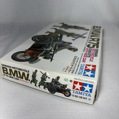 Tamiya BMW R75 German Motorcycle Sidecar 1/35 Model Kit WWII 35016