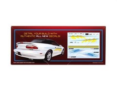 New AMT 1:25 Scale 1996 Chevy Camaro Z28 Convertible Model Kit AMT1495