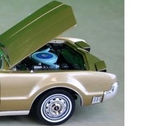 OLDS Oldsmobile Toronado Built Model Promo Classic Car Race Carousel Gold 442