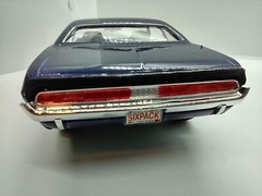 1/24 Revell ’70 Dodge Challenger 2in1 Model Kit 85-2596 Assembled
