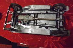 HUBLEY FORD 4 DOOR SEDAN 2 METAL MODEL KIT HOT ROD PARTS REPAIR 1:20 JUNKYARD