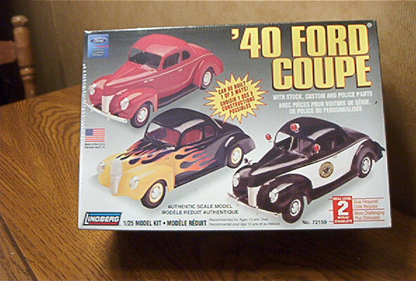 LINDBERG ’40 Ford Coupe Model Kit #72159 1/25 Scale