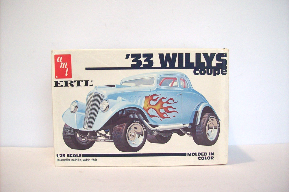 Vintage amt ’33 WILLYS Gasser Drag Car, Untouched, Missing 2 parts, 1/25, 1987!