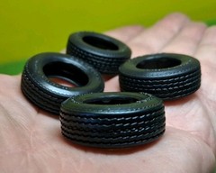 AMT GOODYEAR POLYGLAS GT L6015 MODEL KIT TIRES [Lot of 4]