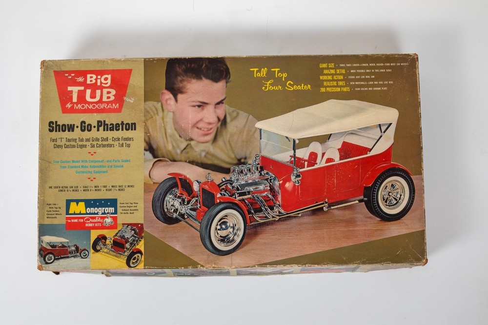 Vintage Monogram Big Tub Show-Go-Phaeton 1/8 Scale Ford T Hot Rod Model Kit Unbu