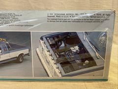 1991 Monogram Ford F-250 Pickup Truck 1:24 Model #2922 2922M0100