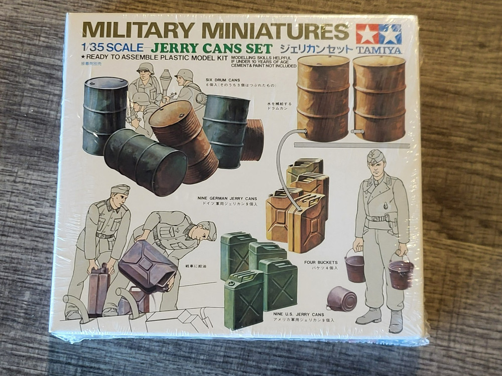 TAMIYA JERRY CANS SET 1/35 MILITARY MINIATURES BRAND NEW SEALED BOX NIB 35026