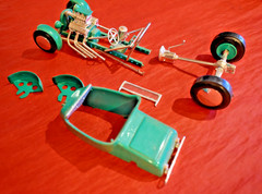 Monogram Ford Green Hornet Hot Rod Junkyard Car 1/24
