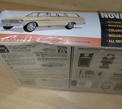 AMT Craftsman Plus 1963 Chevy II Nova Wagon 1:25 Plastic Model Kit AMT1202/12