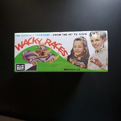 1/25 Wacky Races Compact Pussycat Figure Snap MPC Model Kit Penelope Pitstop New