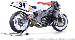 PLATZ/BEEMAX 1/12 SUZUKI RGV-GAMMA (XR79) 1993 WGP500 CHAMPION Model Kit BX13001