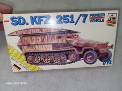 New ESCI WW II SD.KFZ. 251/7 Pioneer Vehicle Halftrack 1/72 #8343