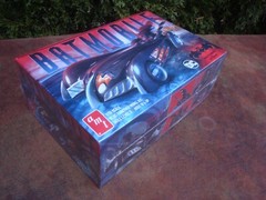DC Comics Batman & Robin Batmobile Car Model Car Kit- 1/25 scale AMT (2022) NEW