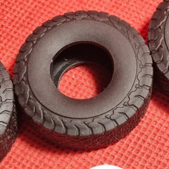 Wheels & Off Road Tires 1985 GMC Jimmy 1:25 scale model car part Revell