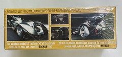 Batman 1989 Batmobile with Resin Batman Figure 1:25 Scale Model Kit AMT1107