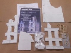 Dioramas Plus DP3 Sneak Attack 1/35 Scale Model Building Ruins Kit See Photos!