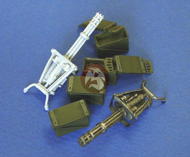 Legend 1/35 XM134 / M134 Minigun 6-barreled Machine Gun Set (2 Miniguns) LF1038